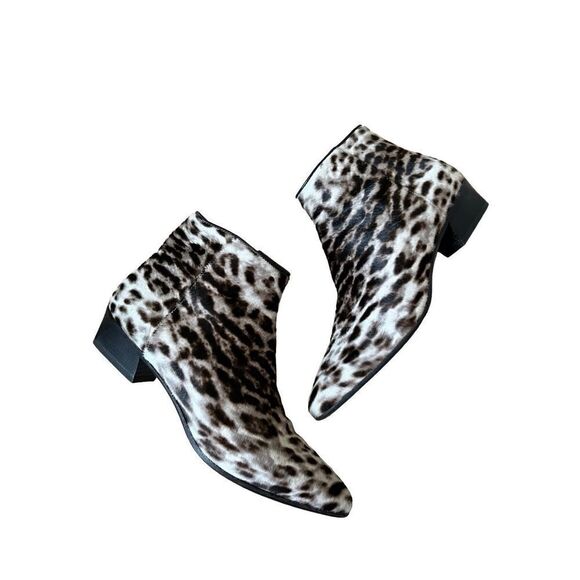 Aquatalia Calf Hair Animal Print Booties size 8.5 Ankle Boots - Picture 1 of 13